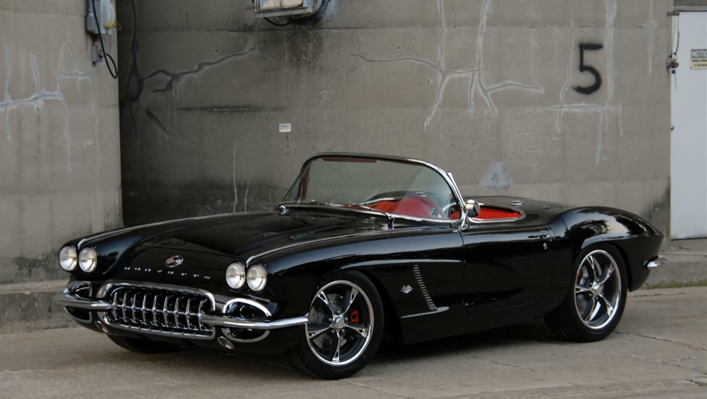 Click to Enlarge-Esc to Close Corvette Generations/C1/C1 1962 Front 3-4.jpg